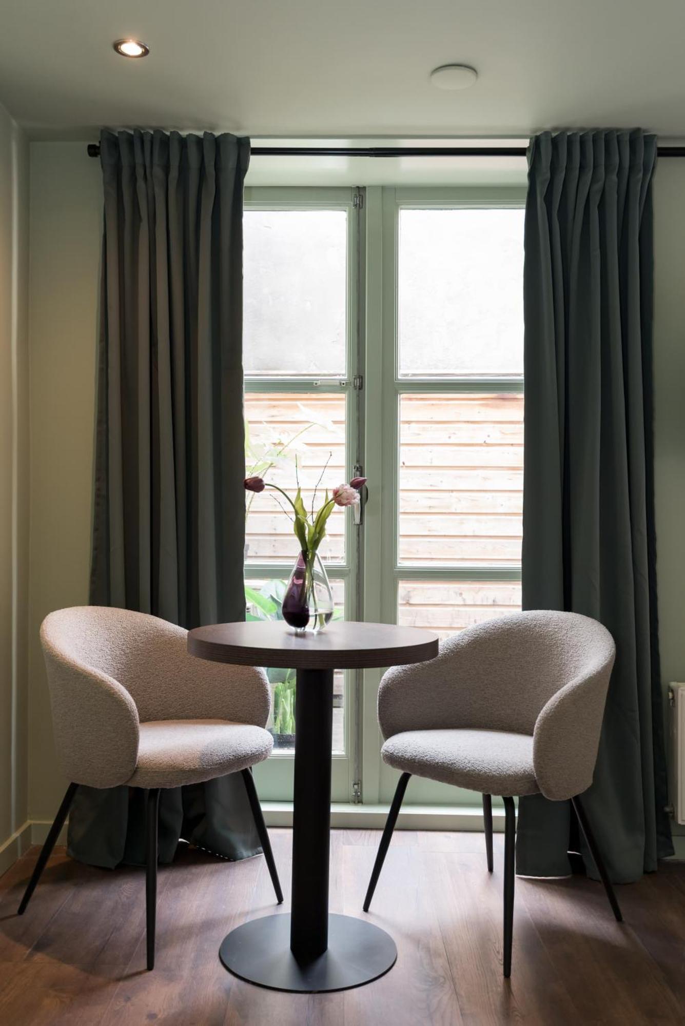 Six Boutique Hotel Haarlem Zimmer foto